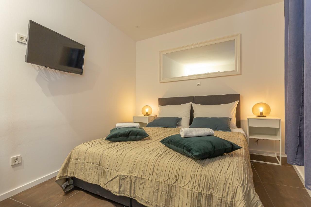 Xboutique Rooms Marinac Sibenik Exterior photo
